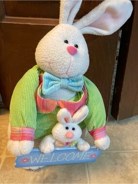 Plush Weighted Bunny with Baby Bunny Welcome Sign Decoration
